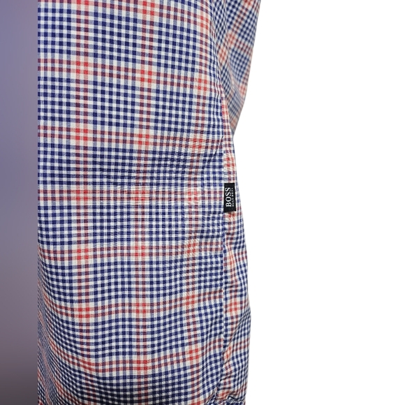 Hugo Boss Large Lightweight Short Sleeve Plaid Button Up Shirt - Picture 3 of 7